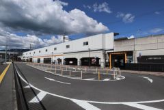 徒歩約17分。自転車約5分。車約4分。御幸辻駅(南海 高野線)から難波駅（南海　　　高野線）まで約50分。 1090m