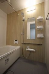 浴槽乾燥機付きの浴槽へ入替してので洗濯物も干せる