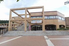 橋本三石台郵便局 徒歩12分。 940m