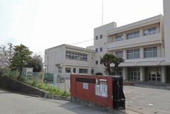 橋本市立西部小学校 徒歩9分。 690m