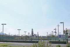かつらぎ公園 テニスコート 徒歩100分。 7960m