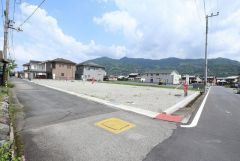 ・２方向道路の角地・現状更地（2026年6月末撮影）