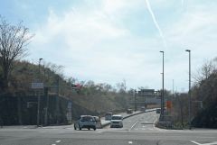 京奈和自動車道　橋本IC 車約5分。京奈和道経由にて和歌山市まで約55分。大阪市まで約70分。奈良市まで約70分。 1690m