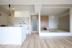 朝から爽やかな南東向き20帖のLDK